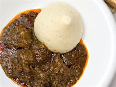  Miyan Kuka! A Flavorful Nigerian Stew That Will Transport Your Taste Buds on an Unforgettable Culinary Adventure